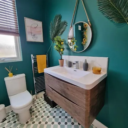 Cheerful 3 Bedroom Home With Garden! Torquay Exterior photo
