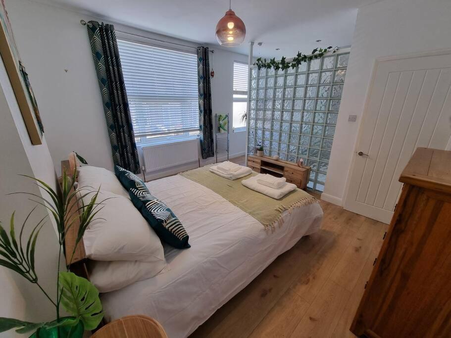 Casa vacanze Cheerful 3 Bedroom With Garden! Torquay